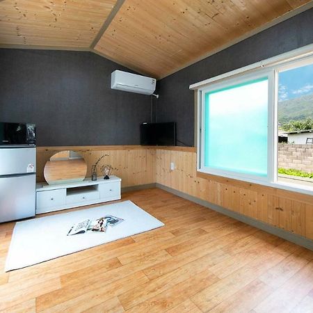 Samcheok Sol Beach Pension Exteriör bild