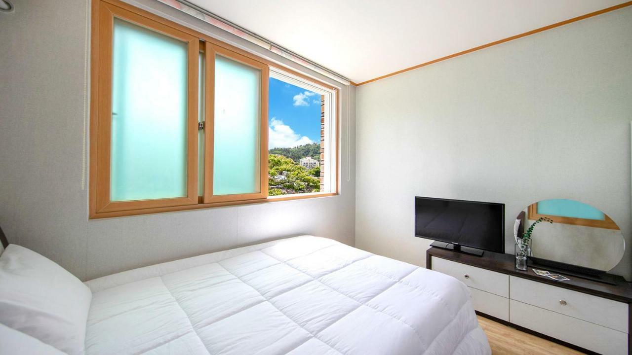 Samcheok Sol Beach Pension Exteriör bild