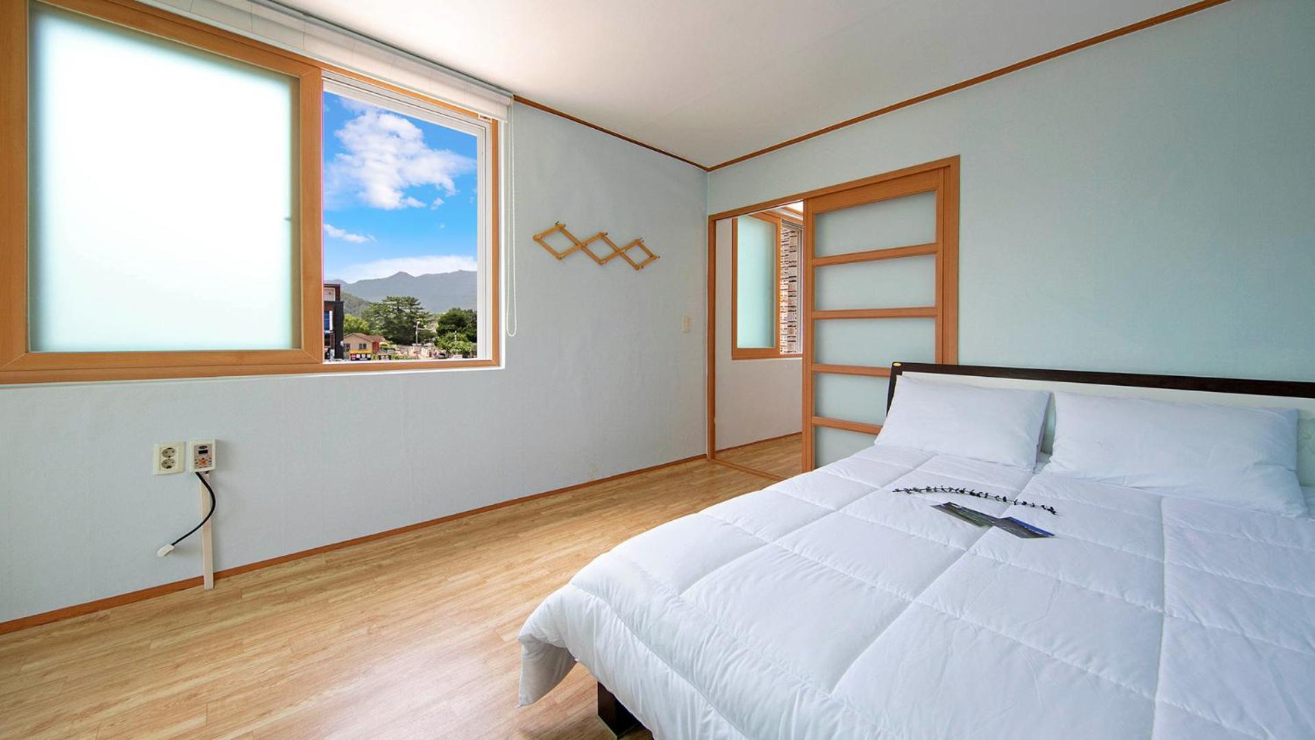 Samcheok Sol Beach Pension Exteriör bild