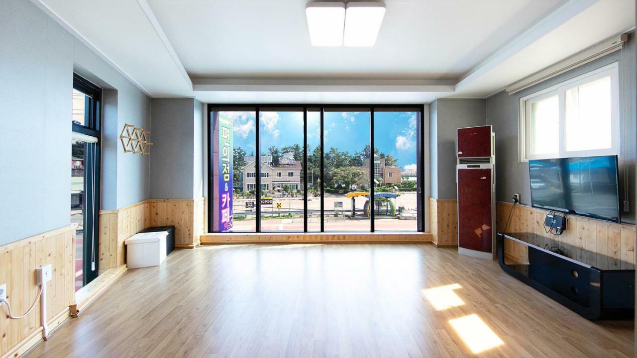 Samcheok Sol Beach Pension Exteriör bild